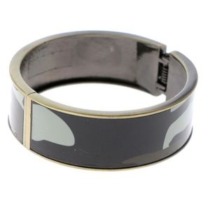 Express dark gold & camo print clasp bracelet